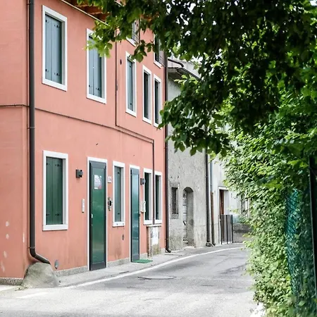 4 Min To - Duplex With Private Parking * Lazise