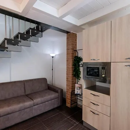 4 Min To - Duplex With Private Parking Lazise