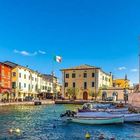 דירה Lago-Terme-Gardaland, Private Parking At Dolce Duplex Lazise
